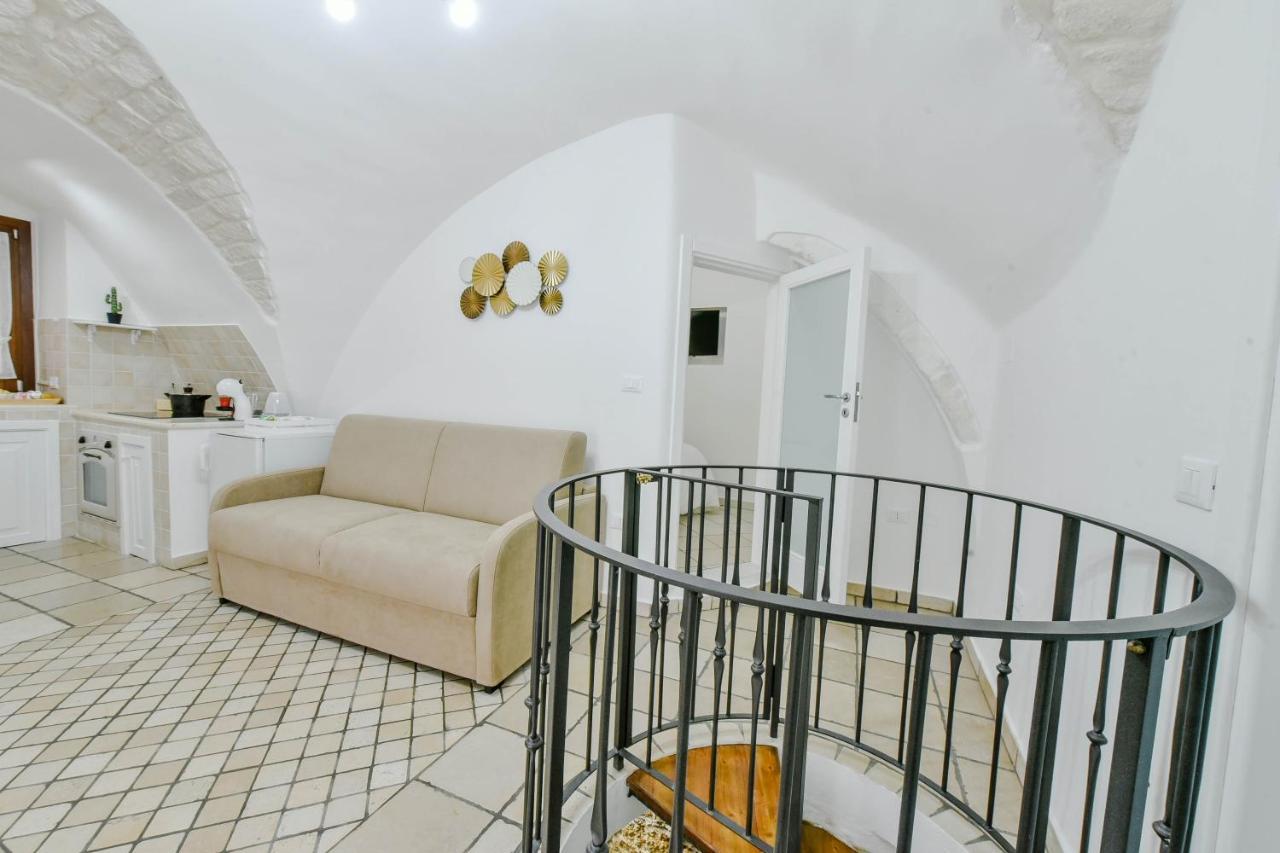 Antigone Apartment Ostuni Bagian luar foto