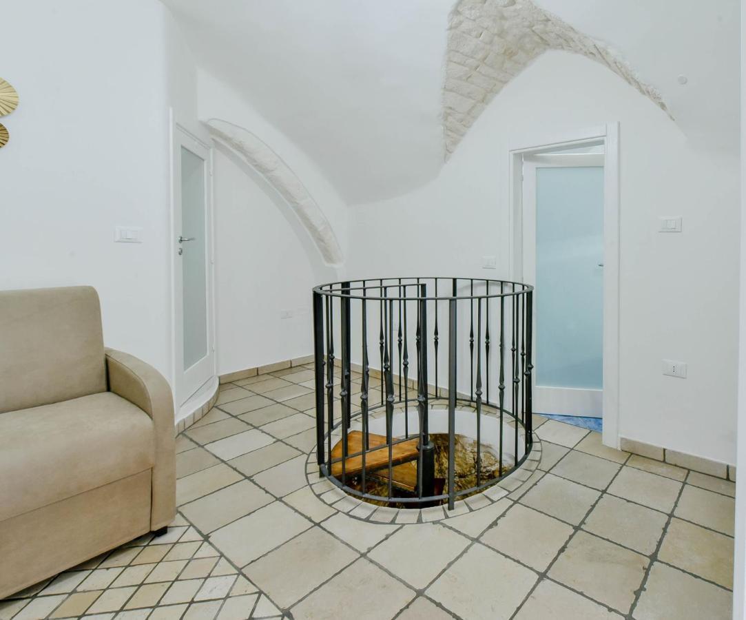 Antigone Apartment Ostuni Bagian luar foto